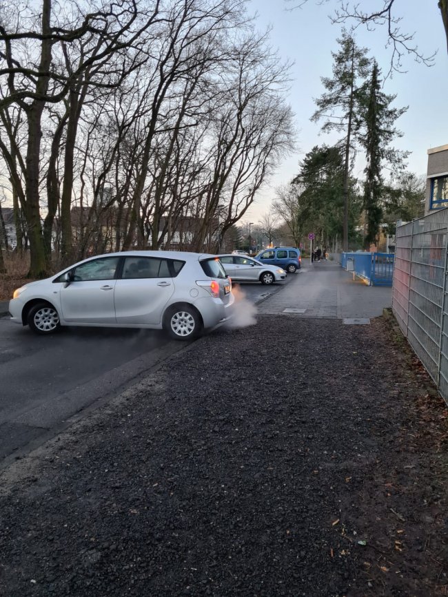 FREIE WÄHLER äußern sich zur Sicherheit vor Anne-Frank-Schule